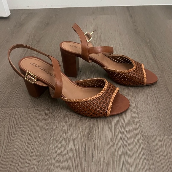 Brazilian brown heeled sandals - Picture 2 of 2